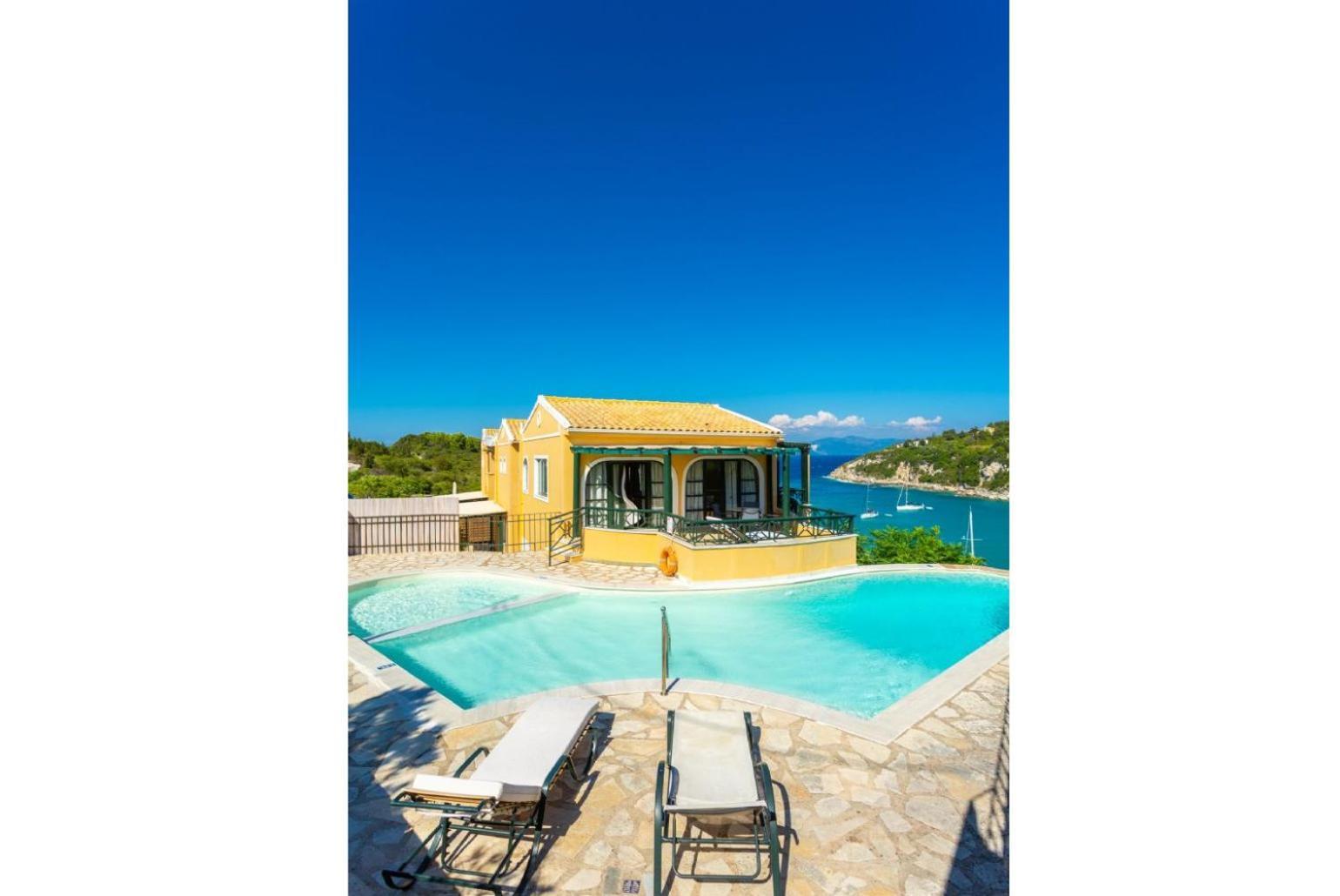 Thanasis Dalietatika Exterior photo